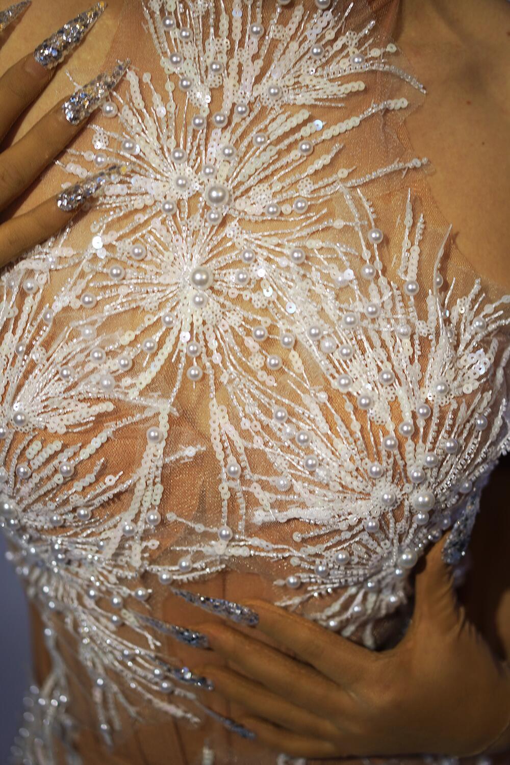 Sparkly Rhinestones Pearls Sno - Woman Formal Wear recension och pris
