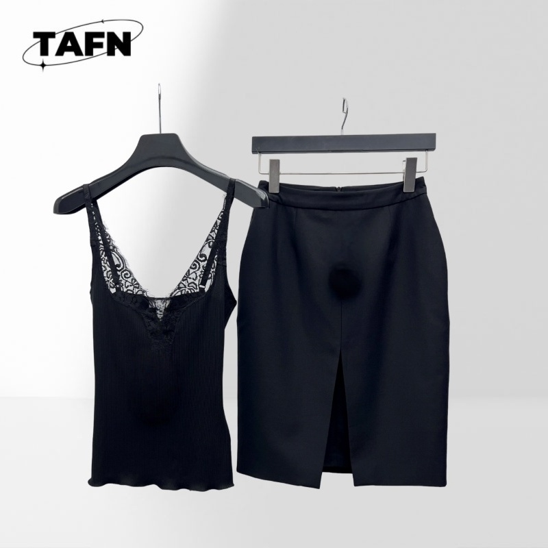 Fashion-Forward Women's Skirt  - Woman Formal Wear recension och pris